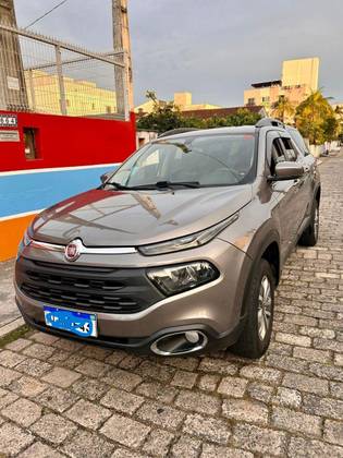 FIAT TORO 1.8 16V EVO FLEX FREEDOM AT6 FIAT TORO 1.8 16V EVO FLEX FREEDOM AT6